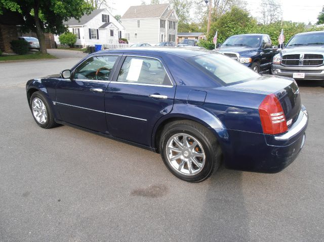 2006 Chrysler 300C C240 4dr Sdn 2.6L Sedan