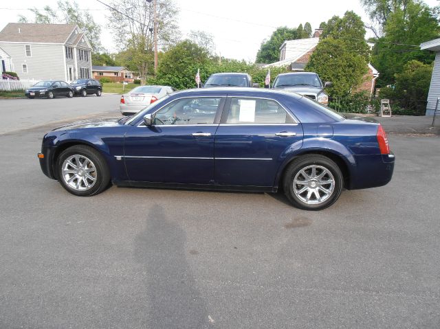 2006 Chrysler 300C C240 4dr Sdn 2.6L Sedan