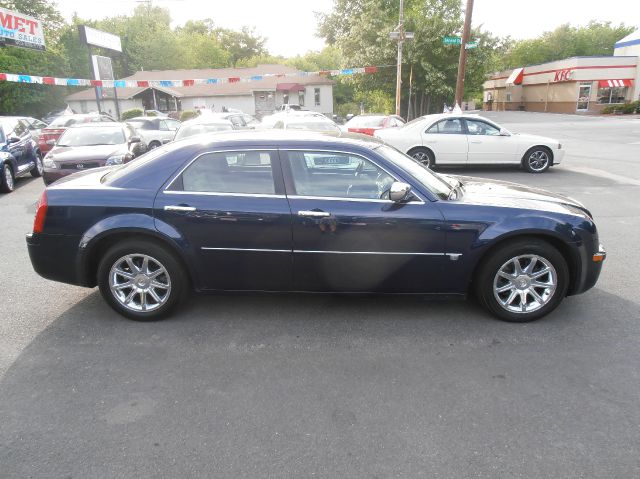 2006 Chrysler 300C C240 4dr Sdn 2.6L Sedan