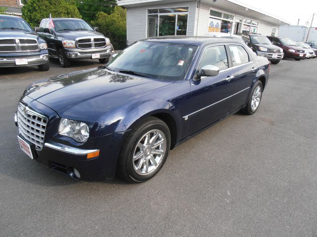 2006 Chrysler 300C C240 4dr Sdn 2.6L Sedan