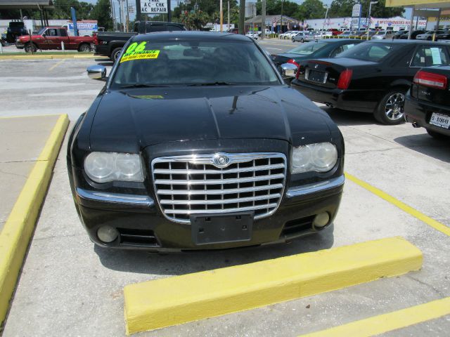 2006 Chrysler 300C Regular Cab