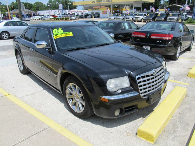 2006 Chrysler 300C Regular Cab