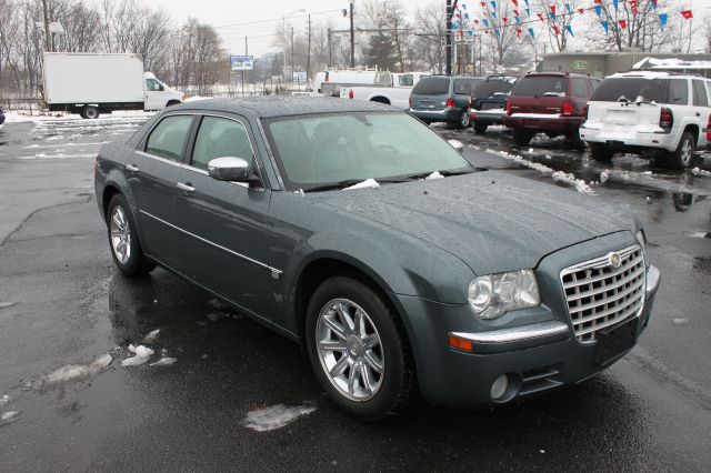 2006 Chrysler 300C Regular Cab