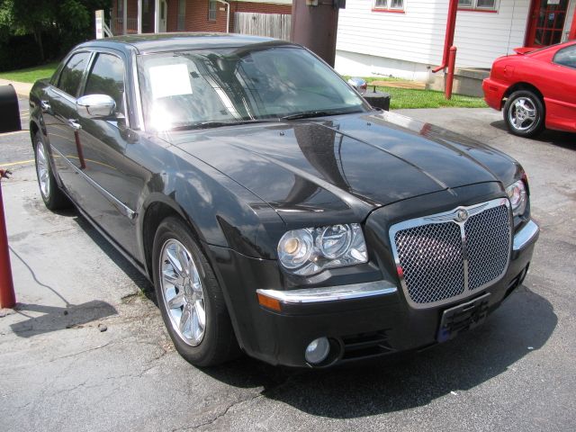 2006 Chrysler 300C Regular Cab