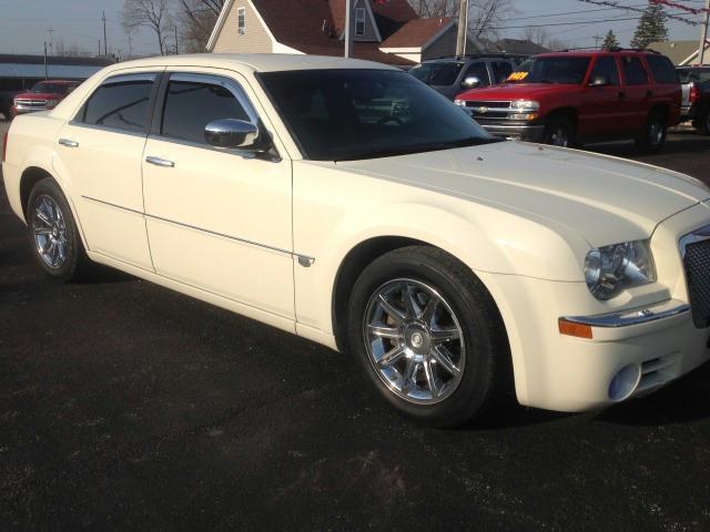 2006 Chrysler 300C GT LOW Miles