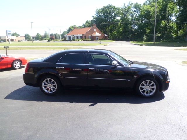 2006 Chrysler 300C Regular Cab