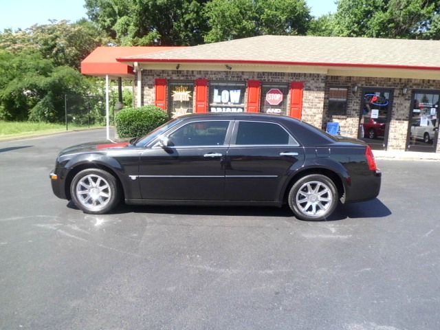 2006 Chrysler 300C Regular Cab