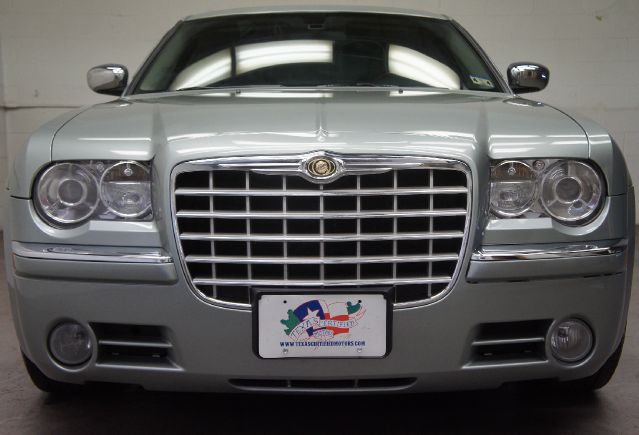 2006 Chrysler 300C Regular Cab