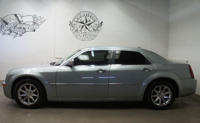 2006 Chrysler 300C Regular Cab