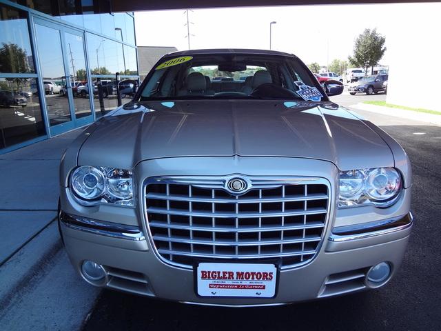 2006 Chrysler 300C 4x4 XLT