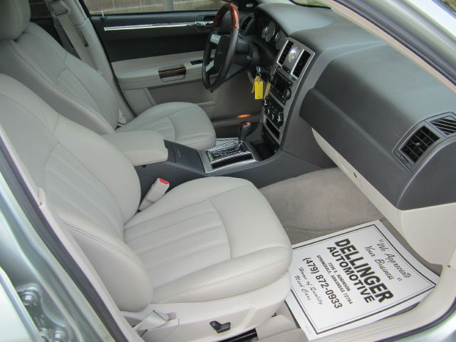 2006 Chrysler 300C Regular Cab