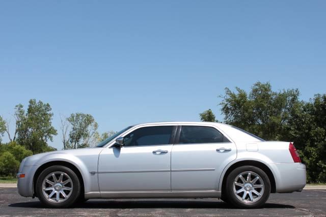 2006 Chrysler 300C Unknown