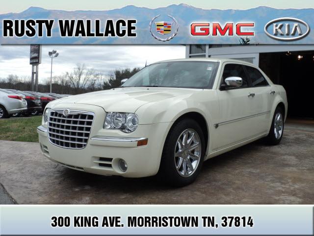 2006 Chrysler 300C Regular Cab