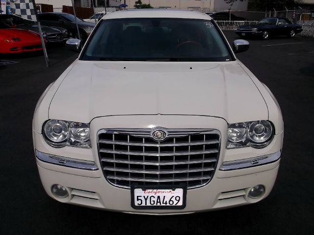 2006 Chrysler 300C Regular Cab