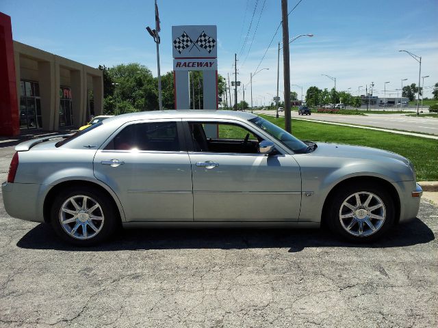 2006 Chrysler 300C Regular Cab