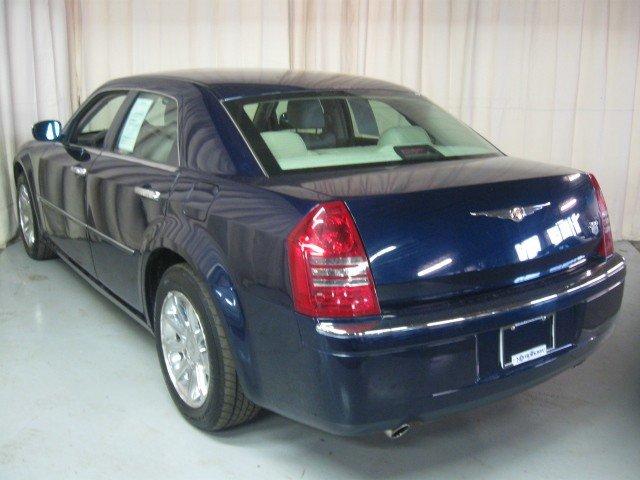 2006 Chrysler 300C Regular Cab