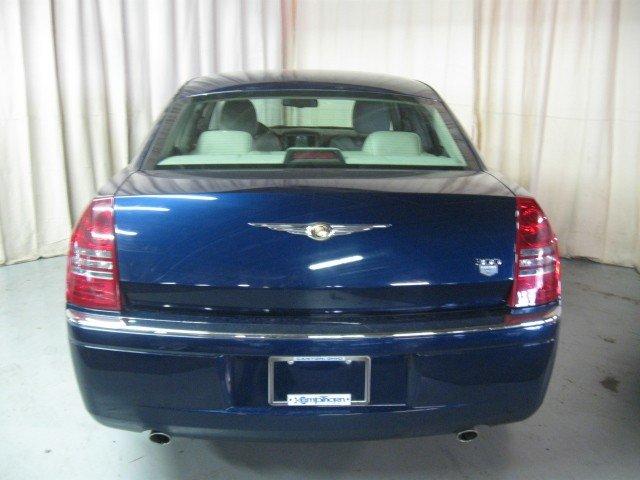 2006 Chrysler 300C Regular Cab