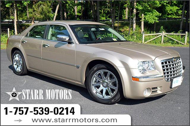 2006 Chrysler 300C Regular Cab