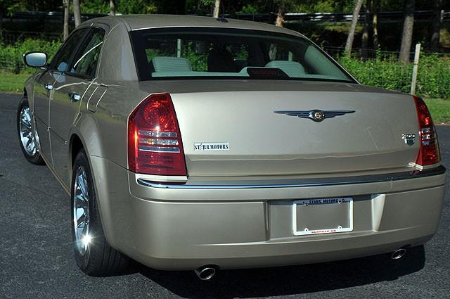 2006 Chrysler 300C Regular Cab