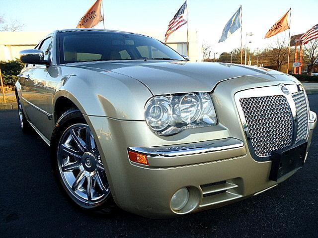 2006 Chrysler 300C Base