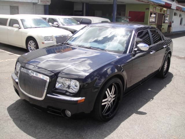 2006 Chrysler 300C Regular Cab