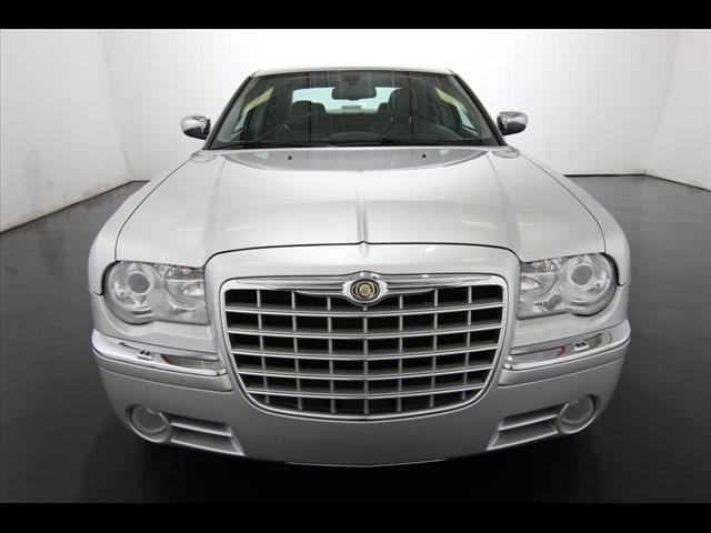 2006 Chrysler 300C Regular Cab