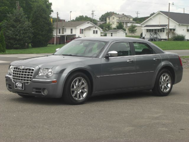 2006 Chrysler 300C Regular Cab