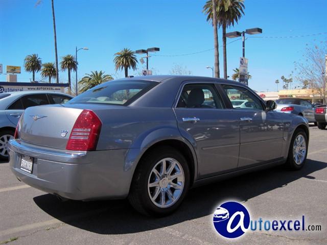 2006 Chrysler 300C Regular Cab