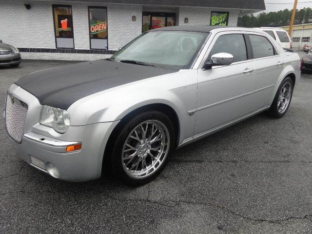 2006 Chrysler 300C Regular Cab