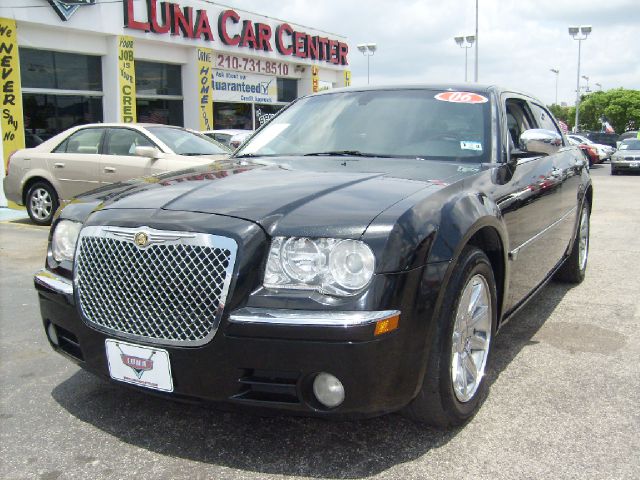 2006 Chrysler 300C Regular Cab