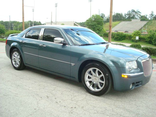 2006 Chrysler 300C Regular Cab