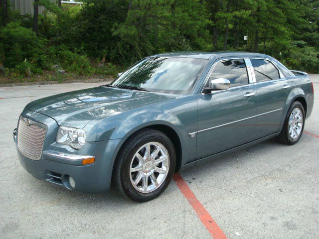 2006 Chrysler 300C Regular Cab