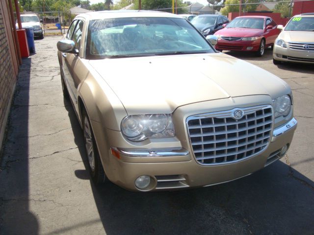 2006 Chrysler 300C Regular Cab