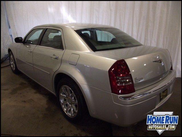 2006 Chrysler 300C Regular Cab