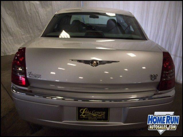 2006 Chrysler 300C Regular Cab