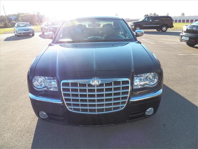 2006 Chrysler 300C Unknown