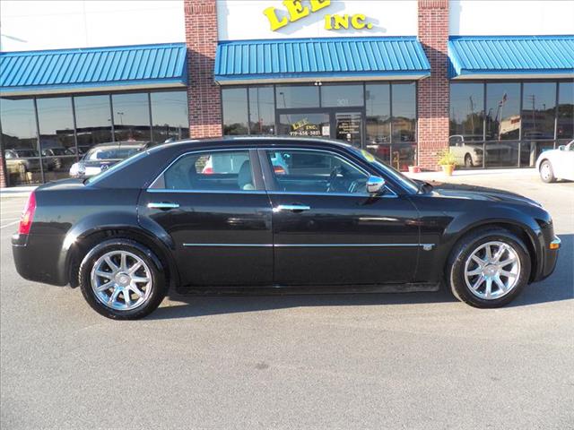 2006 Chrysler 300C Unknown