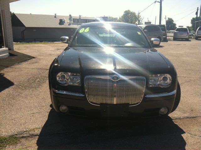 2006 Chrysler 300C Regular Cab