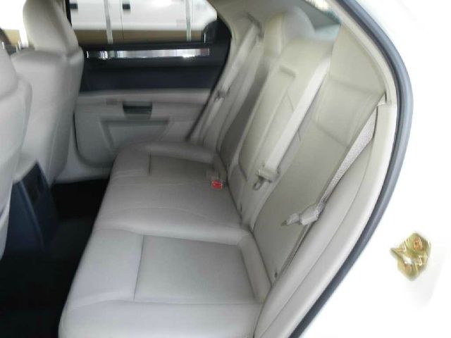 2006 Chrysler 300C Regular Cab