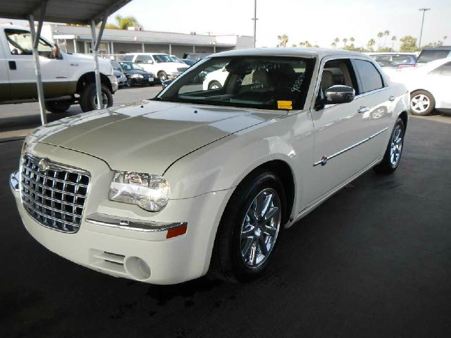 2006 Chrysler 300C Regular Cab