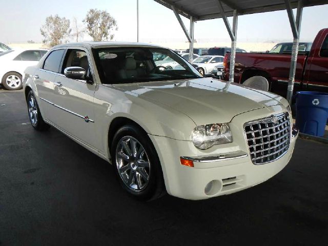 2006 Chrysler 300C Regular Cab