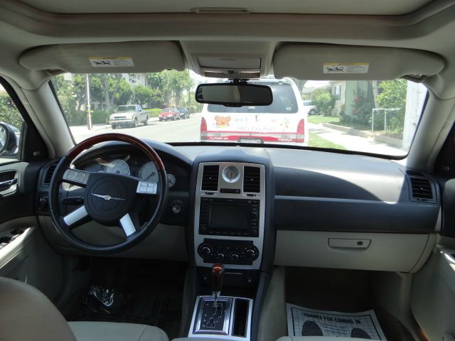 2006 Chrysler 300C Regular Cab