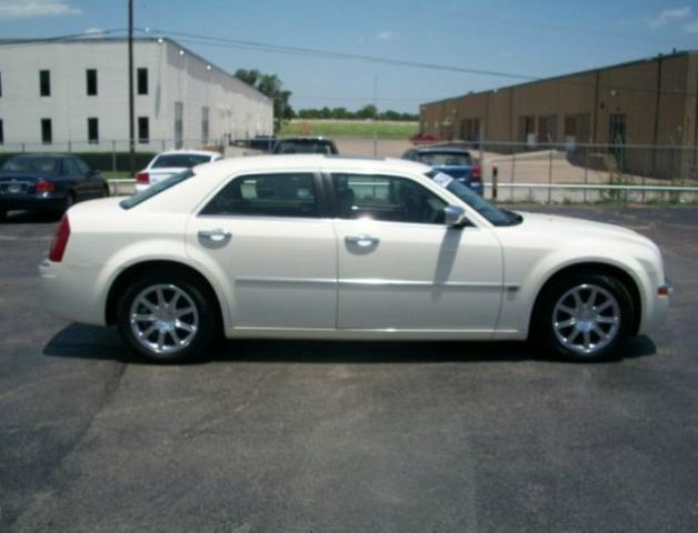 2007 Chrysler 300C Regular Cab