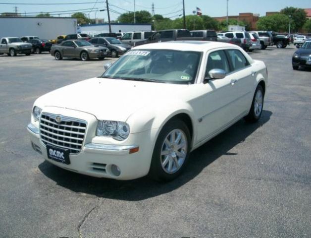 2007 Chrysler 300C Regular Cab