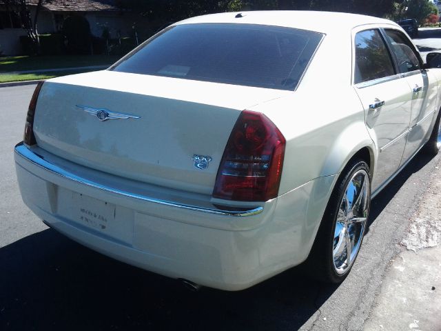 2007 Chrysler 300C Regular Cab