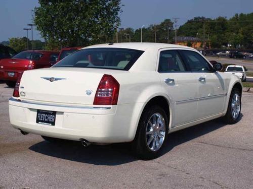 2007 Chrysler 300C Regular Cab