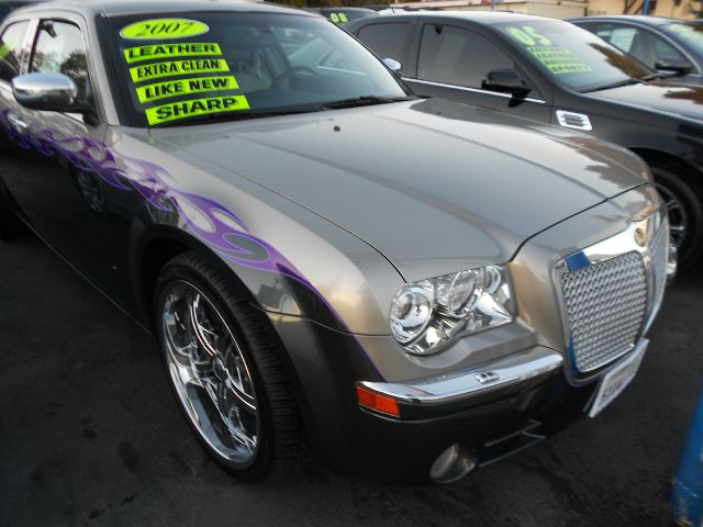 2007 Chrysler 300C Regular Cab