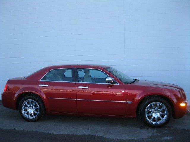 2007 Chrysler 300C Regular Cab