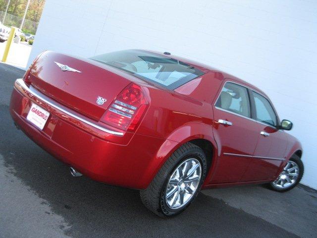 2007 Chrysler 300C Regular Cab