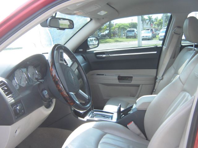 2007 Chrysler 300C C320w